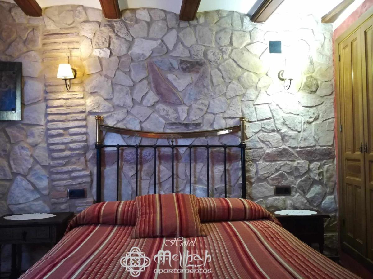Hotel Apartamentos Melihah Daroca Kültér fotó